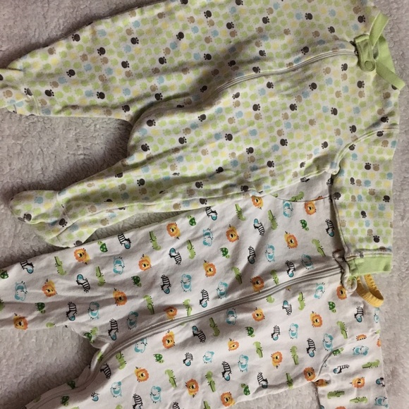 9 full body one piece outfits - Picture 1 of 5